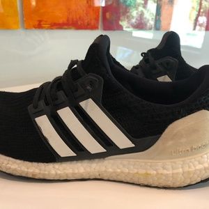 Adidas Ultraboost 4.0 Black and white 10.5.